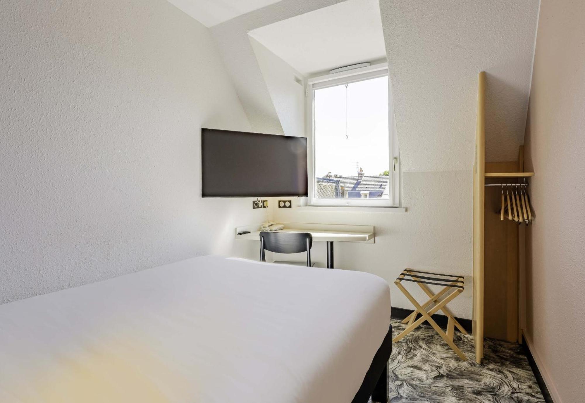 B&B Hotel Arras Centre Les Places Exterior foto